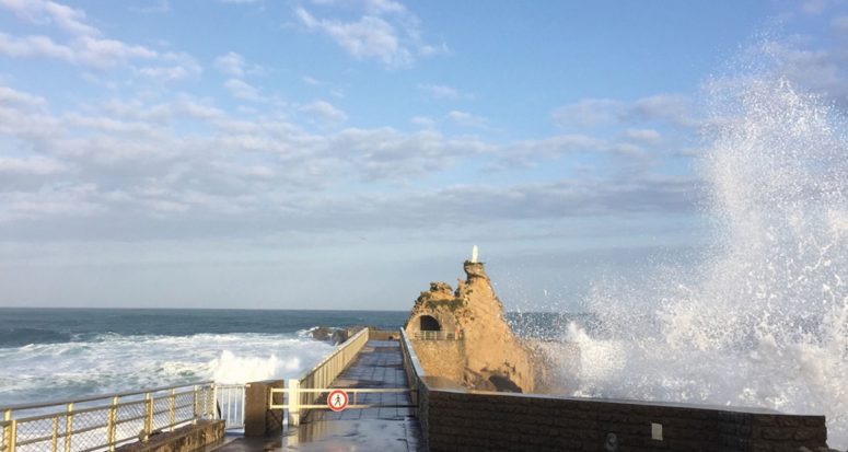 Biarritz est une ville très photogénique, alors nous vous partageons les plus jolis points de vue pour faire vos photos, vidéos et partager vos selfies biarrots les conseils des filles en espadrilles, blog régional et sympathique depuis 2006